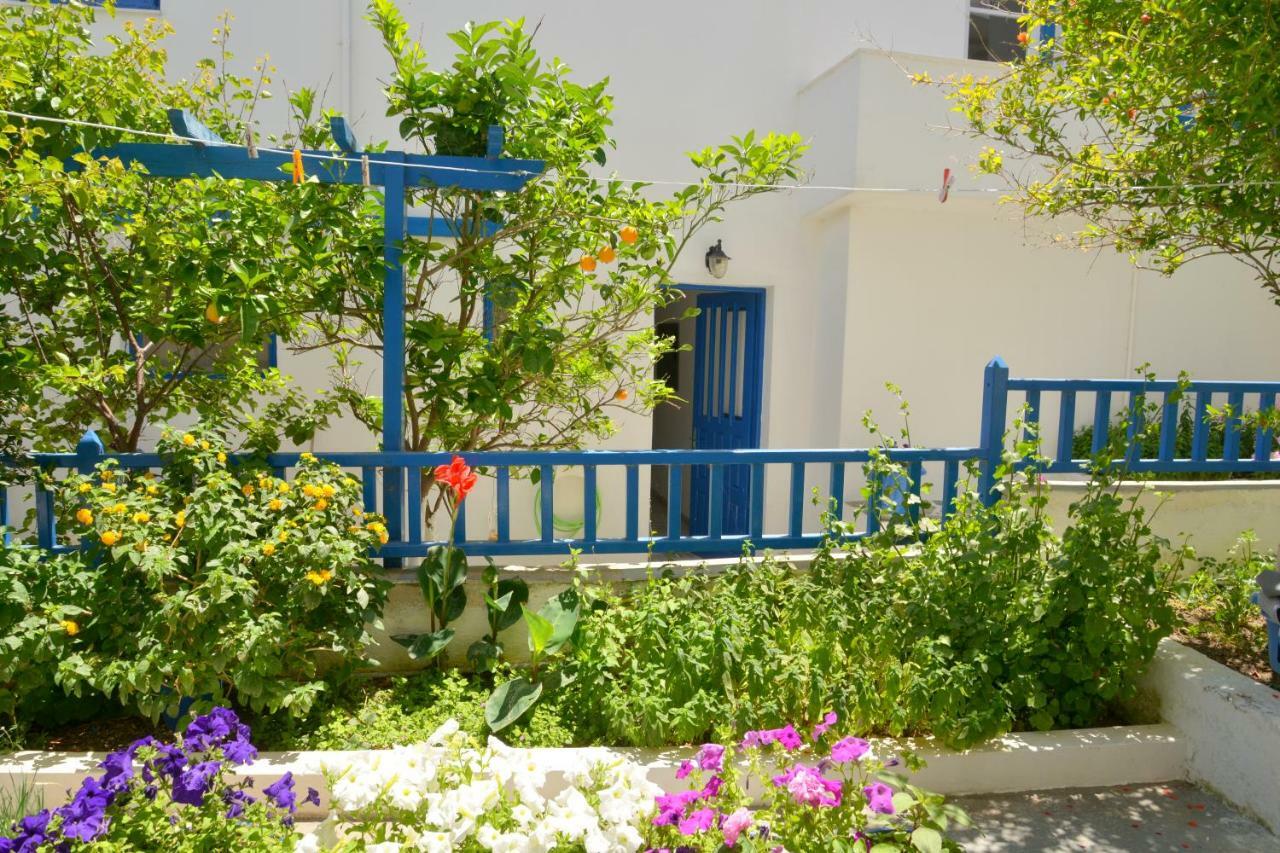 Veletas Apartments Adamantas  Exterior photo